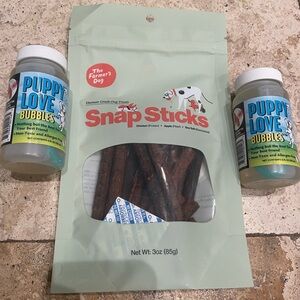 Snap Sticks with Puppy Love Bubbles - Green